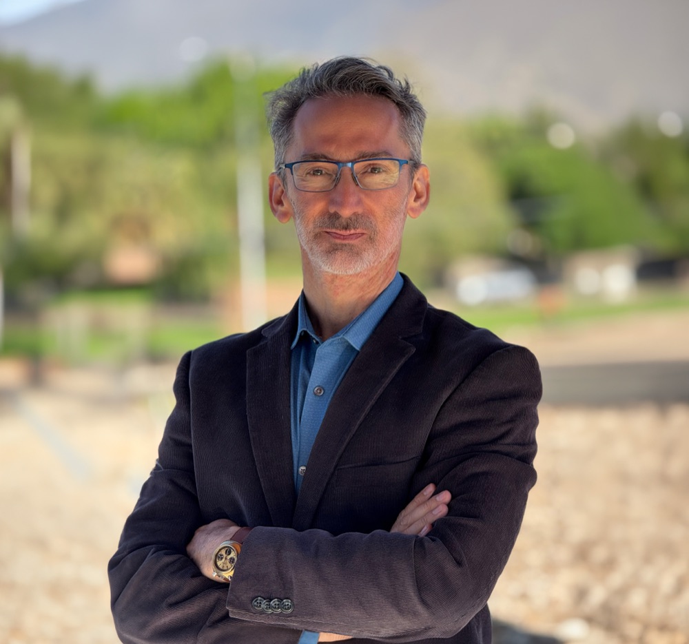 Marcos Farello, Productor Asesor de Seguros matriculado (SSN N° 71141), en Mendoza